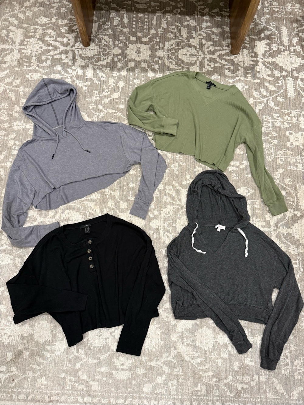 Women’s Cropped Long-Sleeve Hoodie/ waffle long sleeve bundle size medium